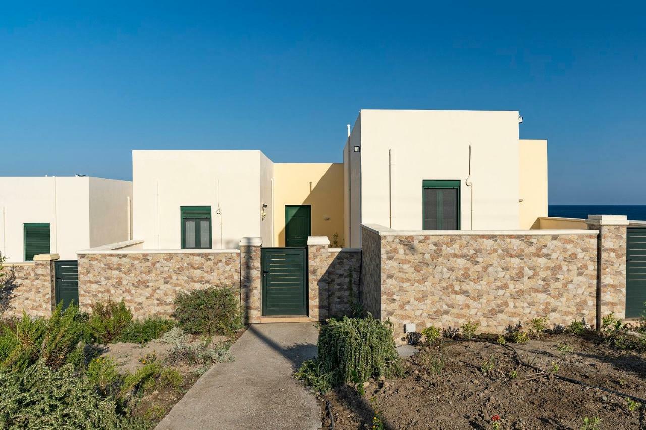 House Myrtos
